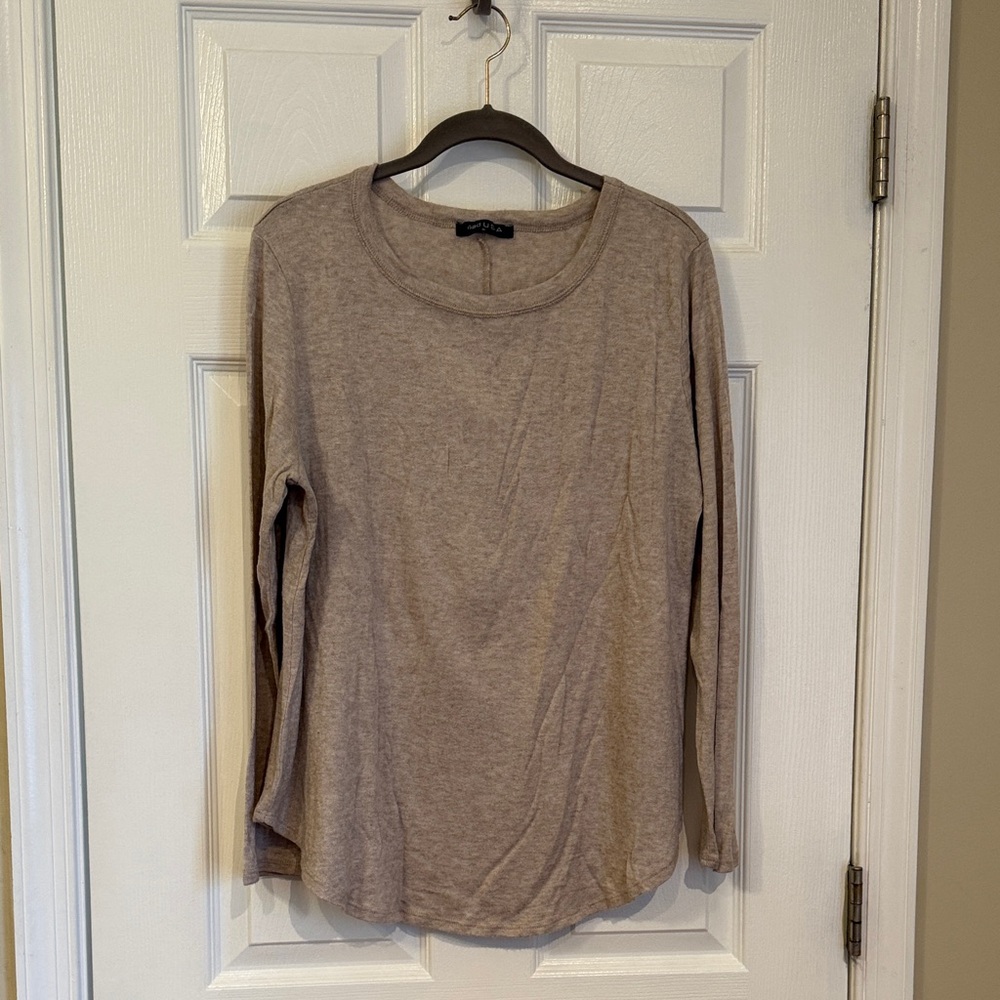 ILIA Taupe Long Sleeve Top